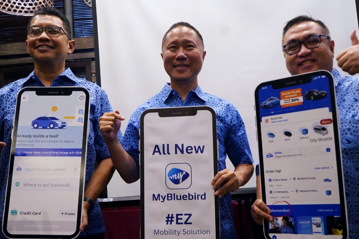 Mudah Naik Bluebird dengan EZPay