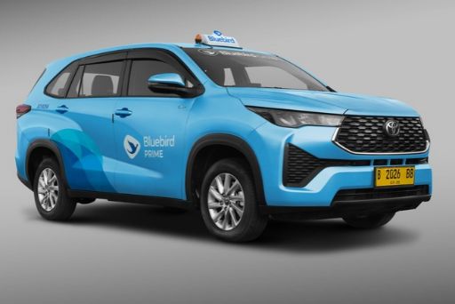 Tumbuh Bersama Keluarga Pengemudi dan Karyawan  Melalui Program Beasiswa Bluebird Peduli