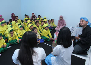 Blue Bird Group Cilegon Branch Visited 200 childrens from Kindergarten